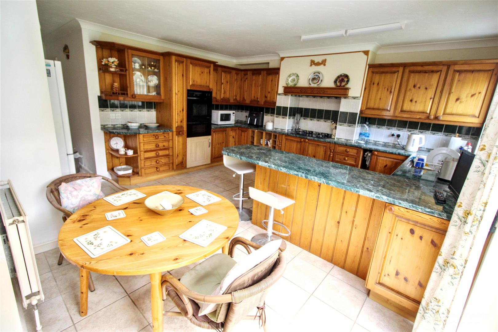 4 bed property in Barbara's Meadow, Reading